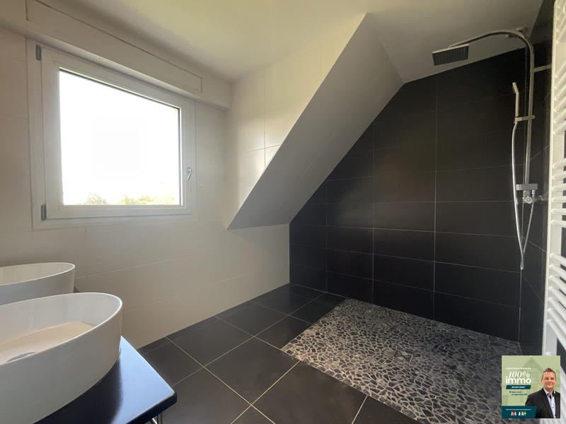 Villa - 486 m² - 11 pièces