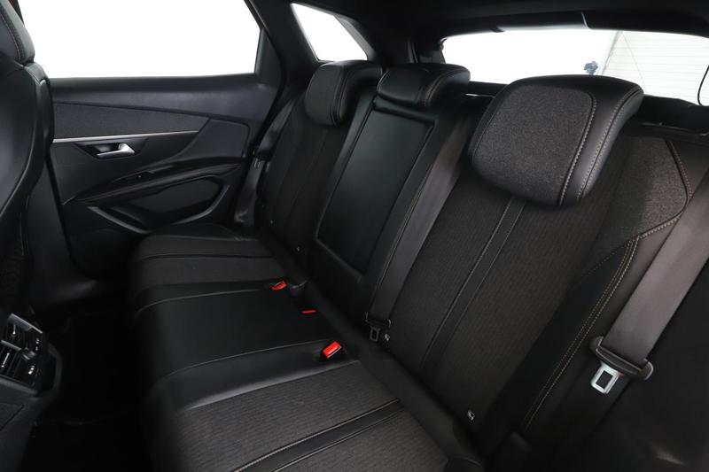 Peugeot 3008 1.5 Blue-HDi Gt Line Eat8 130 ch