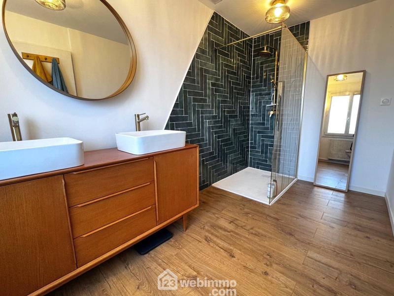 Maison - 83 m² - 4 pièces