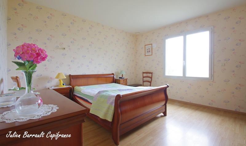 Maison - 210 m² - 6 pièces