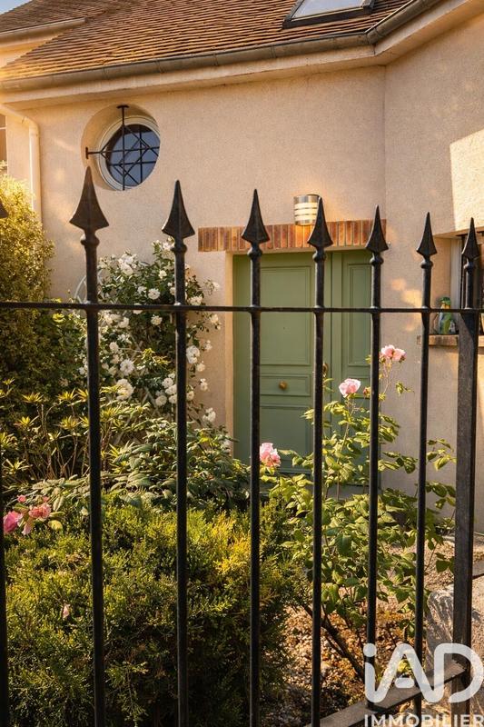 Maison - 144 m² - 7 pièces