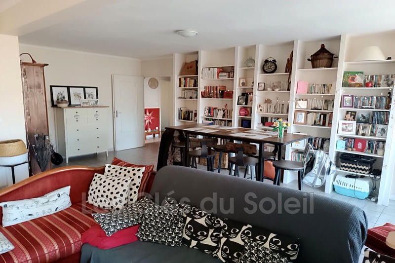 Appartement - 97 m² - 5 pièces