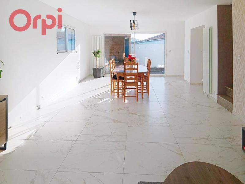 Maison - 150 m² - 5 pièces