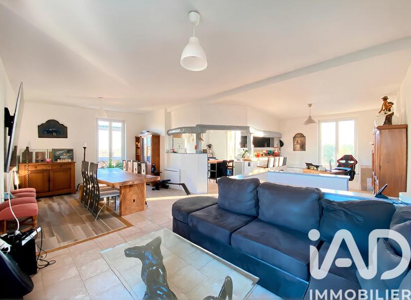 Immeuble - 222 m² - 8 pièces