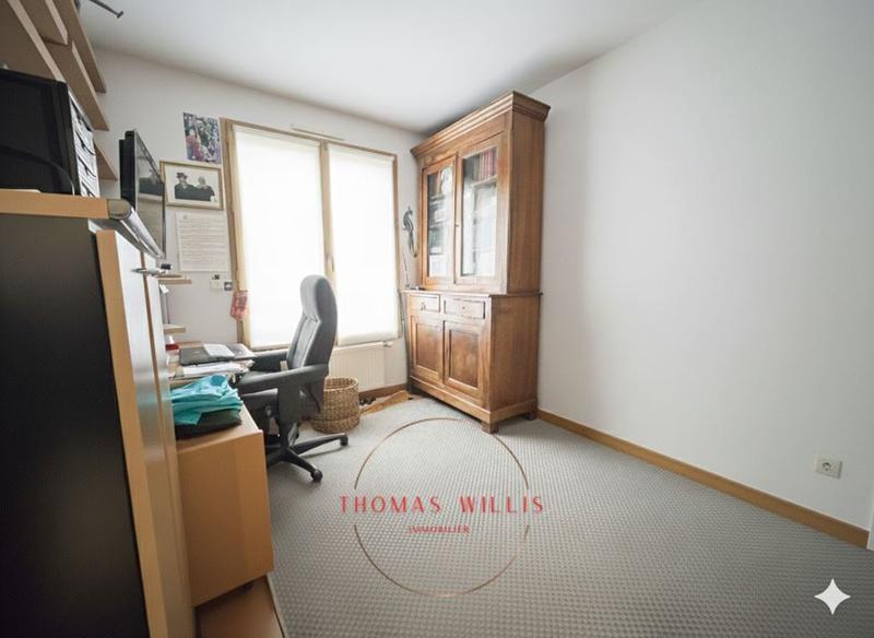 Appartement - 90 m² - 4 pièces