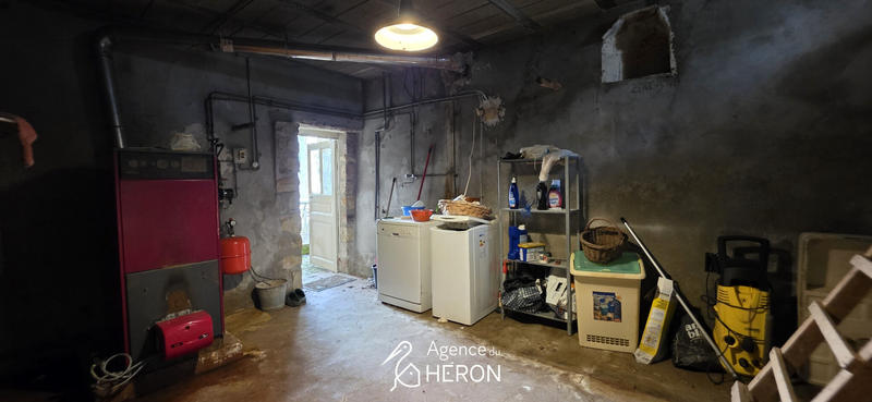 Maison - 201 m² - 7 pièces