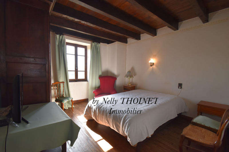 Propriété - 155 m² - 8 pièces