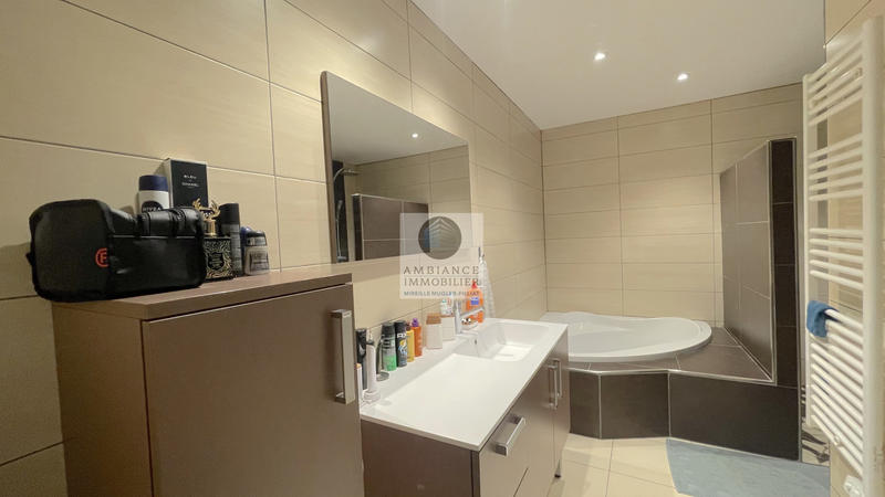 Appartement - 170 m² - 7 pièces