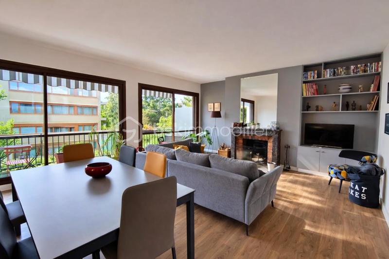 Appartement - 120 m² - 5 pièces