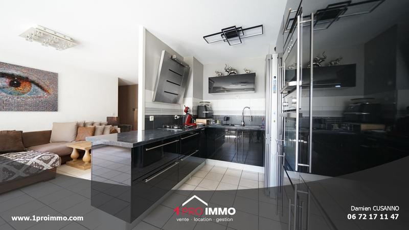 Appartement - 79 m² - 4 pièces