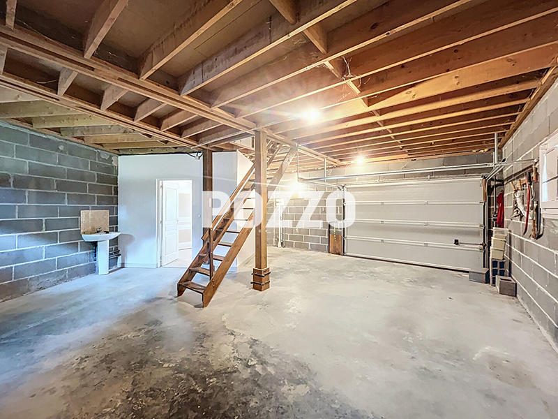 Maison - 143 m² - 7 pièces