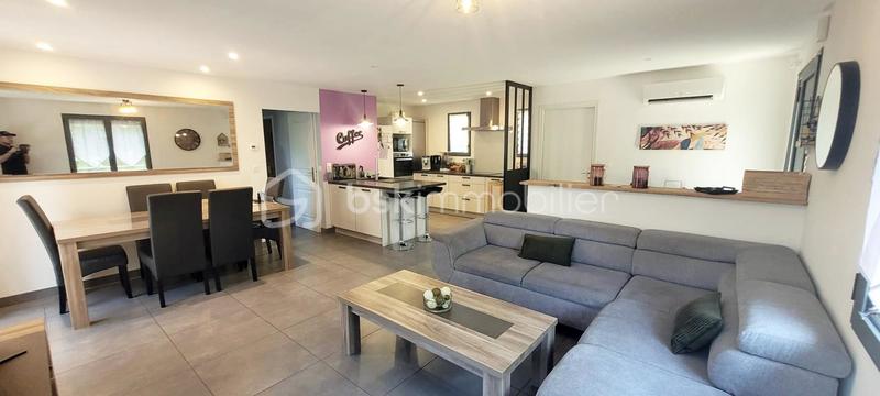 Maison - 200 m² - 4 pièces