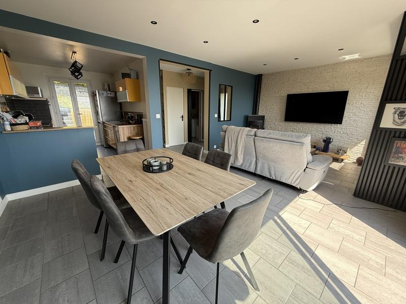 Maison - 84 m² - 5 pièces