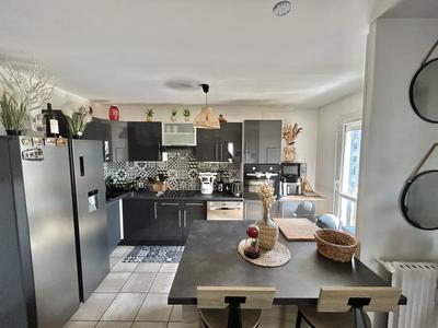 Appartement - 75 m² - 4 pièces