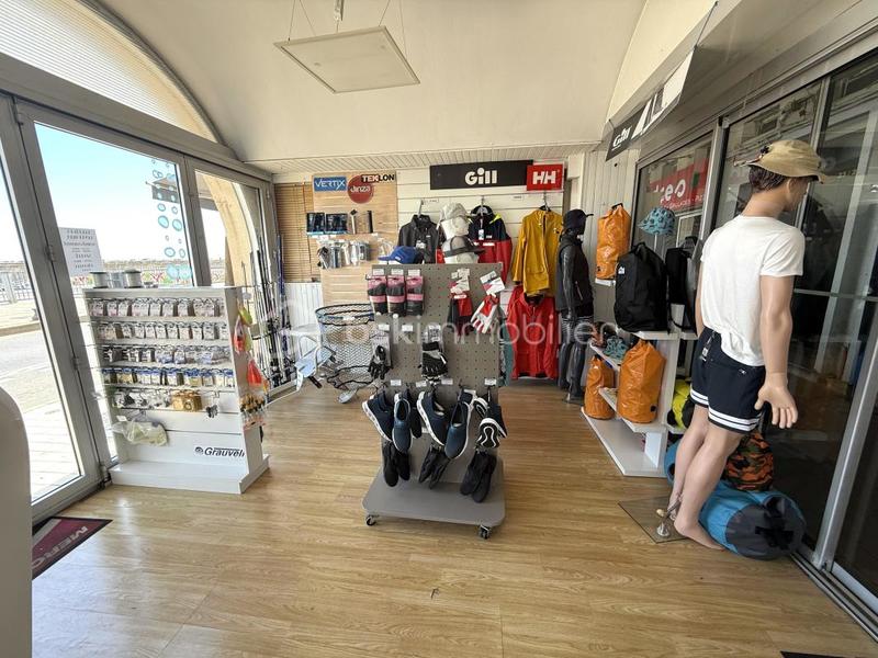 Bureau - 150 m² - 3 pièces