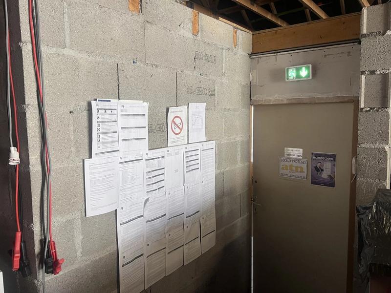 Bureau - 99 m² - 2 pièces