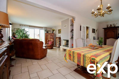 Maison - 183 m² - 6 pièces