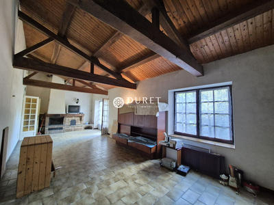 Maison - 150 m² - 4 pièces