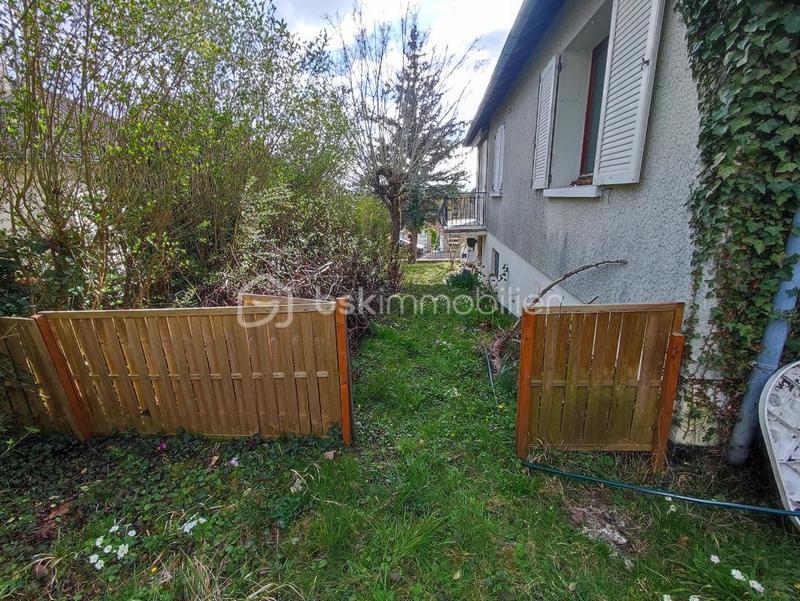 Pavillon - 86 m² - 4 pièces