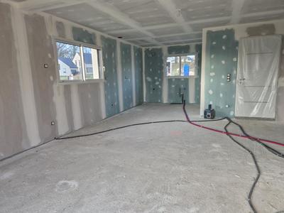 Maison - 1 100 m² - 5 pièces