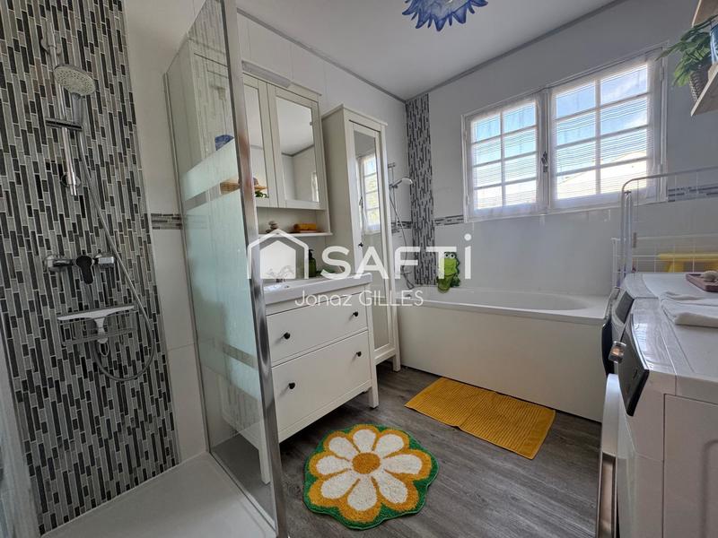 Maison - 90 m² - 4 pièces