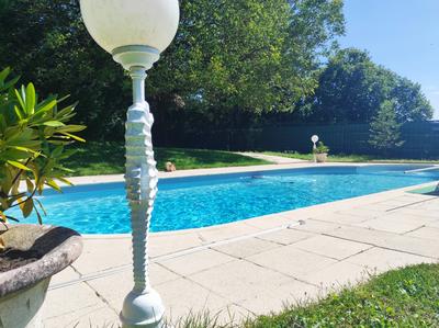 Maison - 234 m² - 6 pièces