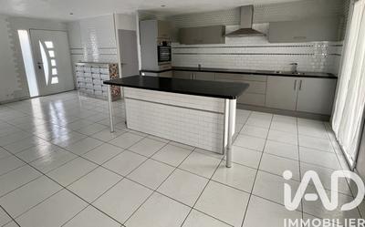 Maison - 127 m² - 7 pièces