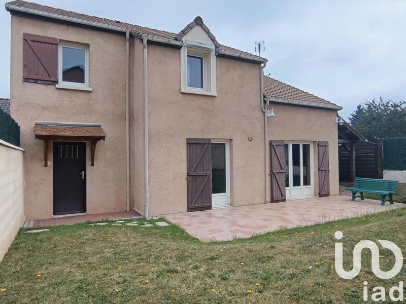 Maison - 96 m² - 4 pièces