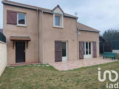 Maison - 96 m² - 4 pièces