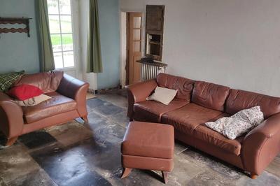 Maison - 220 m² - 8 pièces