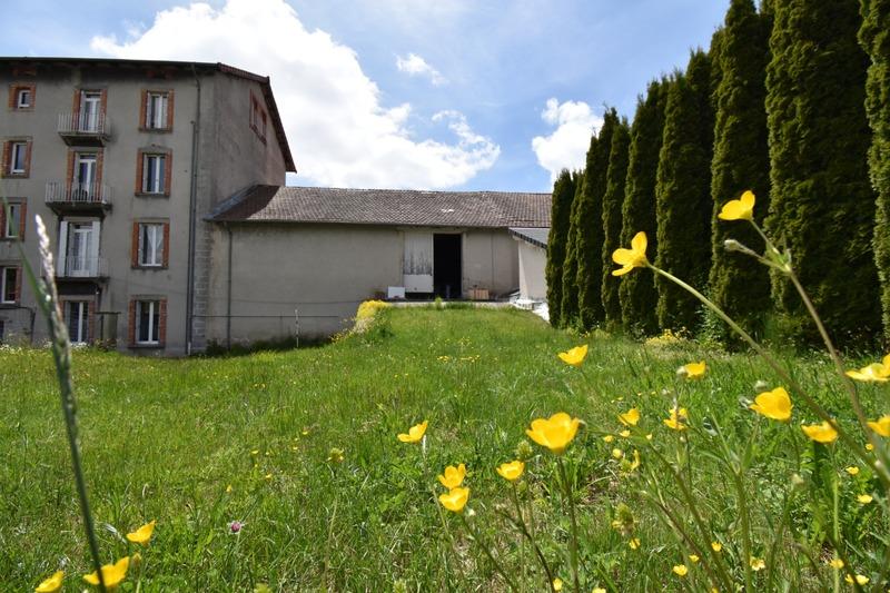 Grange - 160 m² - 2 pièces