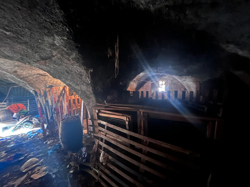 Maison - 370 m² - 6 pièces