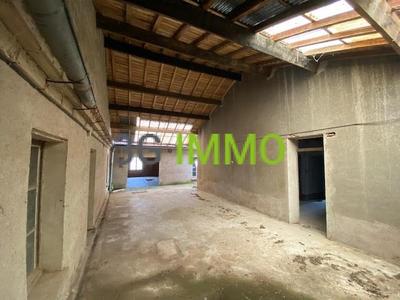 Maison - 500 m² - 12 pièces