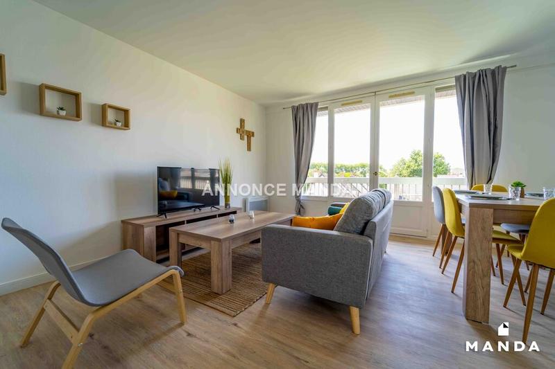 Chambre - 10 m² - 5 pièces