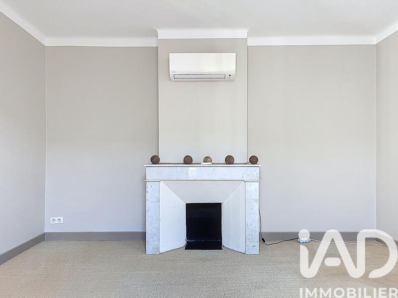 Maison - 220 m² - 7 pièces