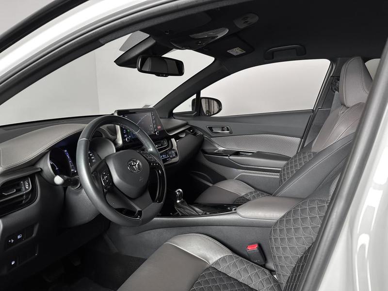 Toyota c-Hr Distinctive Hybride 1.8 Hsd Vvt-I 122ch E-Cvt 2wd Ja18p Cuir Sport Chauff Carplay Camera
