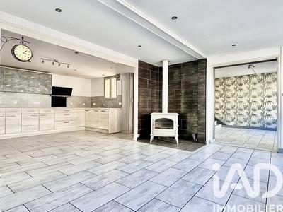 Maison de ville - 121 m² - 4 pièces