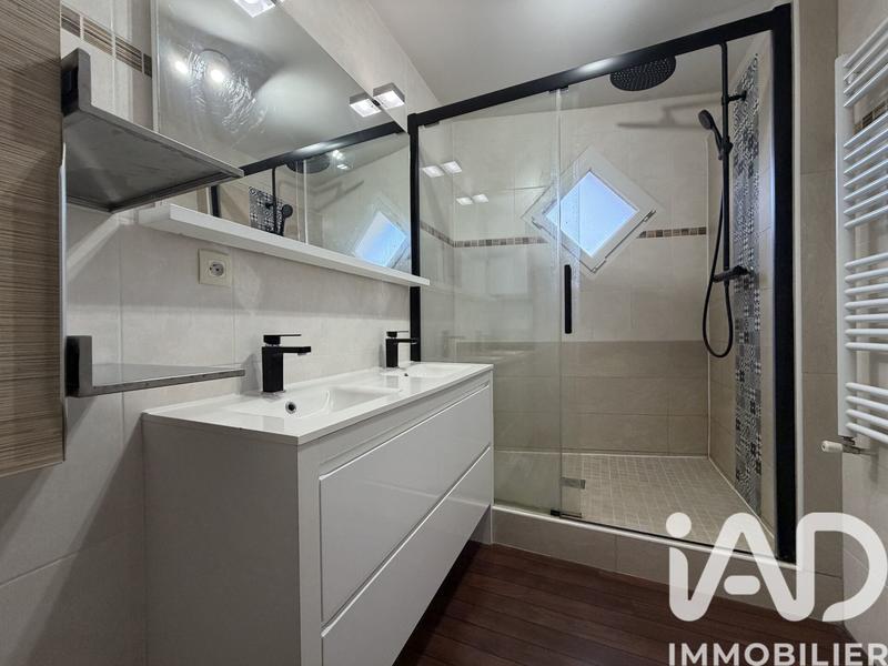 Appartement - 82 m² - 4 pièces