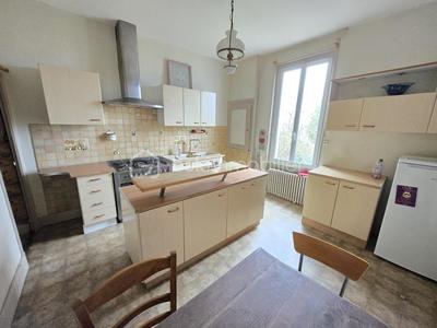 Maison de ville - 157 m² - 7 pièces