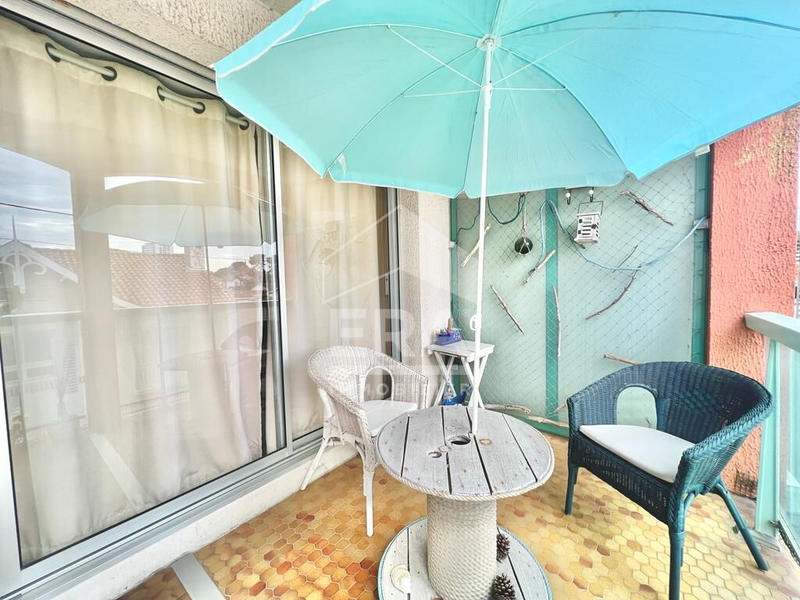 Appartement - 64 m² - 2 pièces