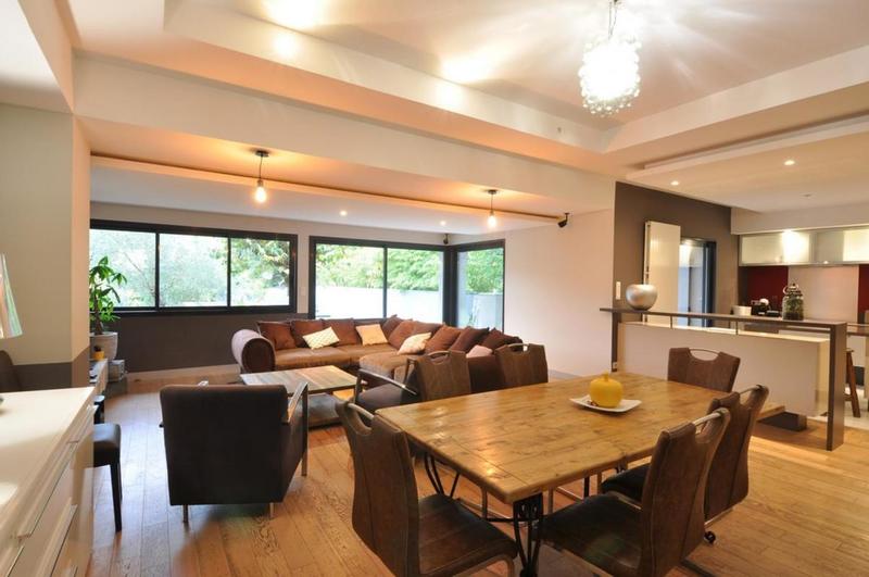 Maison de ville - 190 m² - 8 pièces