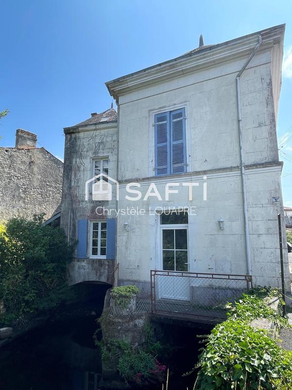 Maison - 244 m² - 5 pièces