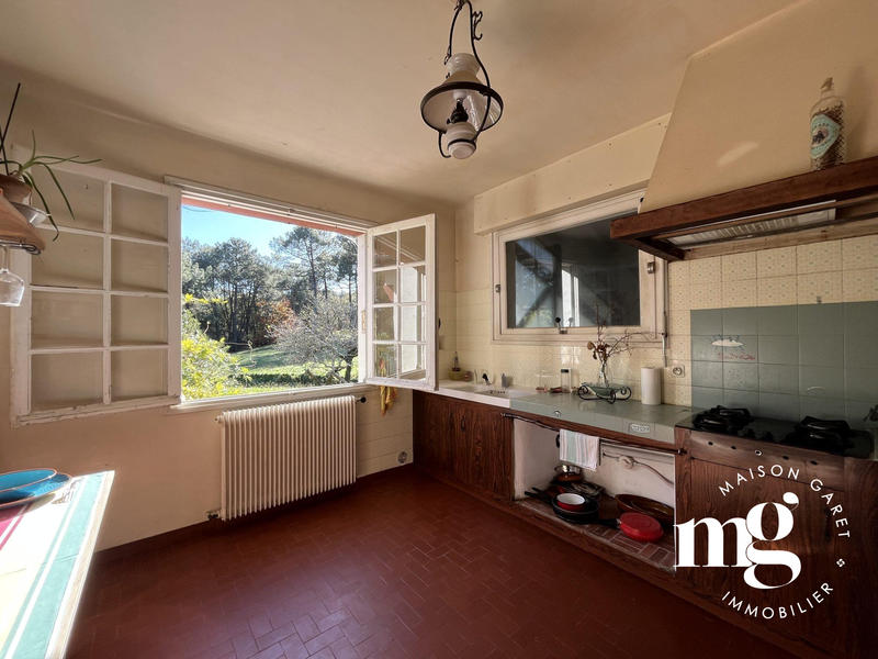 Maison ancienne - 250 m² - 9 pièces