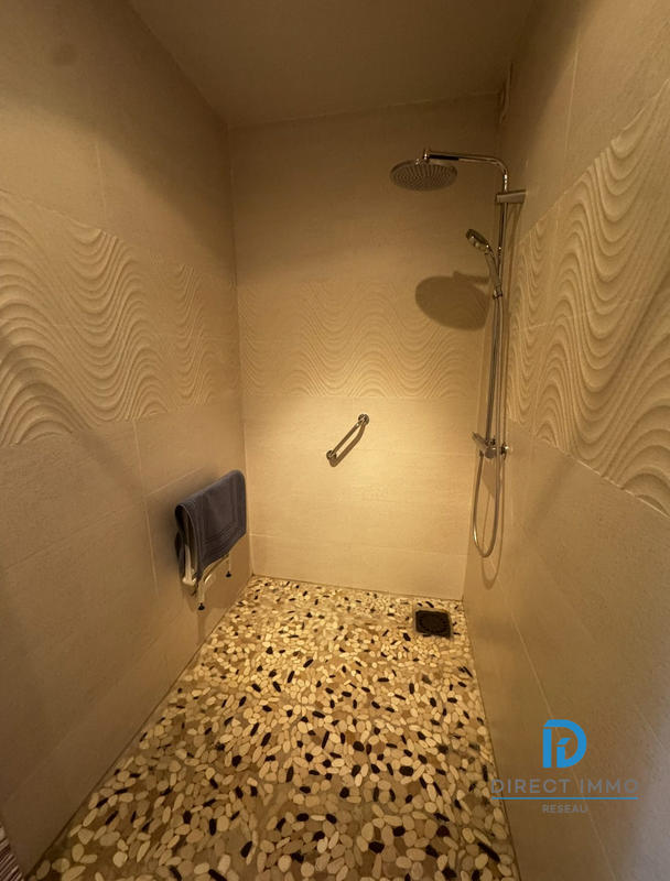 Maison ancienne - 100 m² - 8 pièces