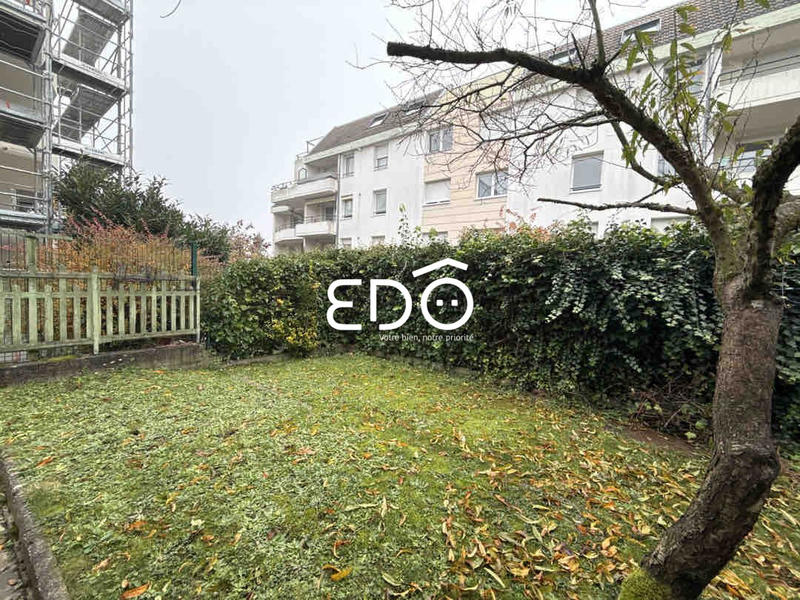 Maison - 96 m² - 5 pièces