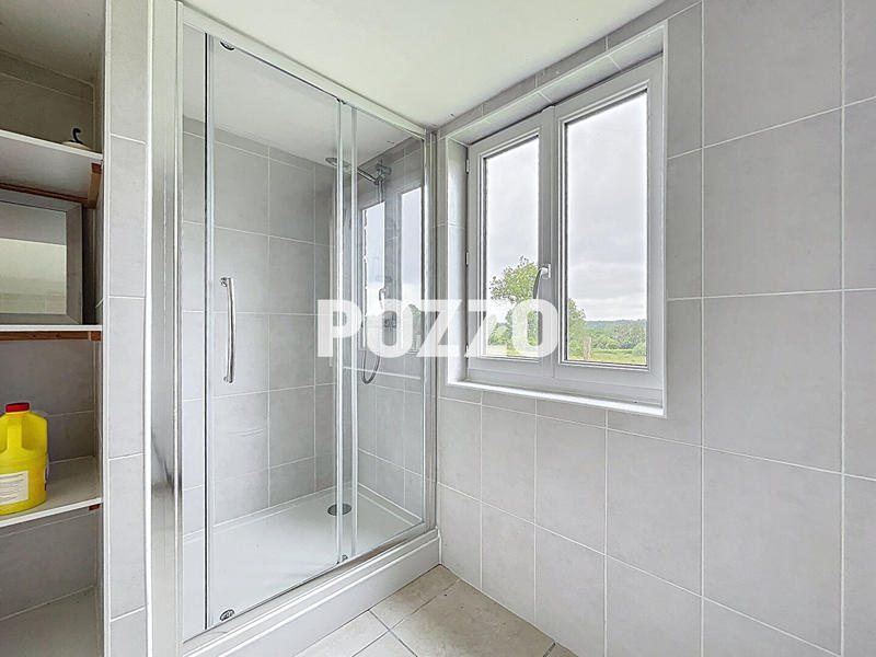 Maison - 187 m² - 7 pièces