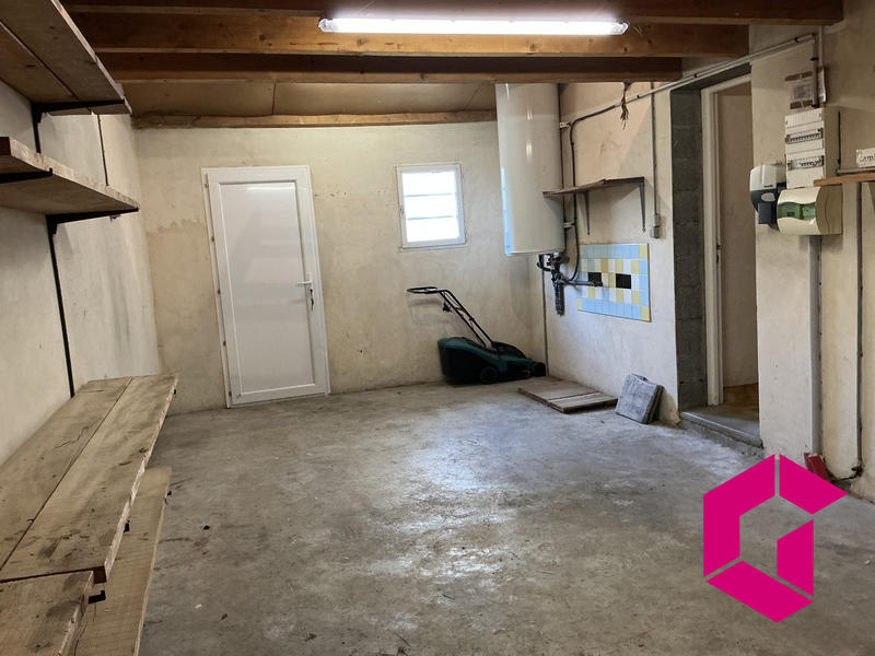 Maison - 111 m² - 6 pièces