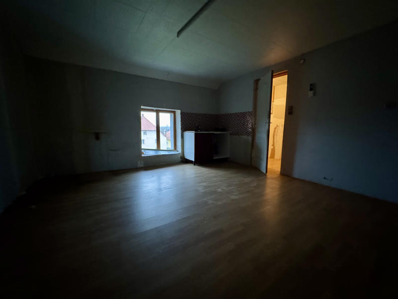 Maison - 244 m² - 10 pièces