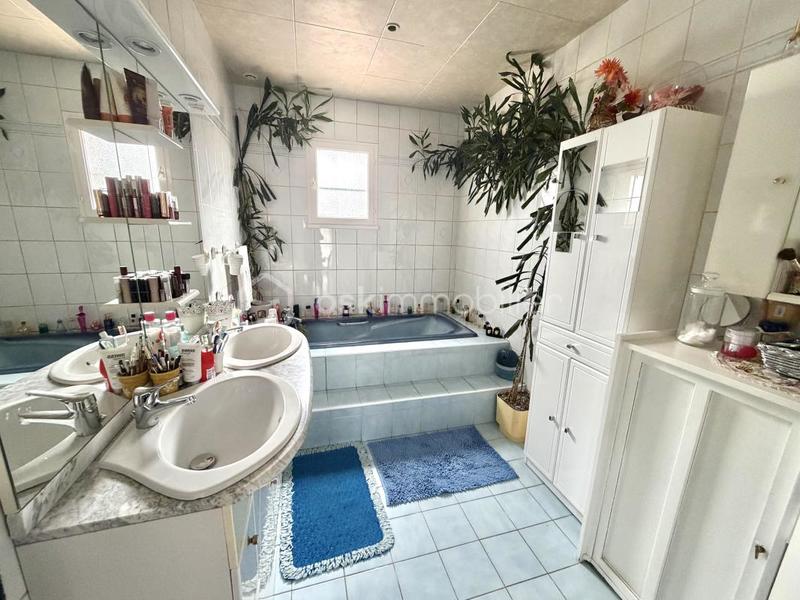 Pavillon - 115 m² - 7 pièces