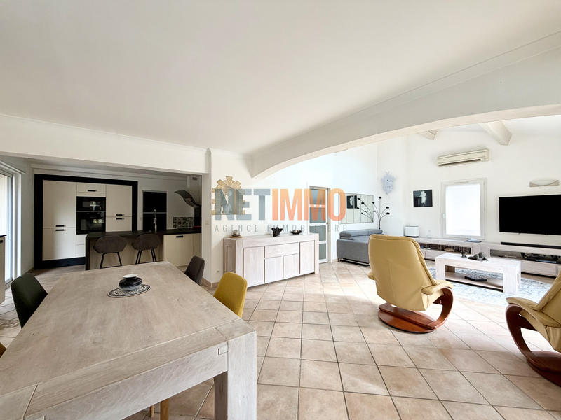 Maison - 140 m² - 5 pièces